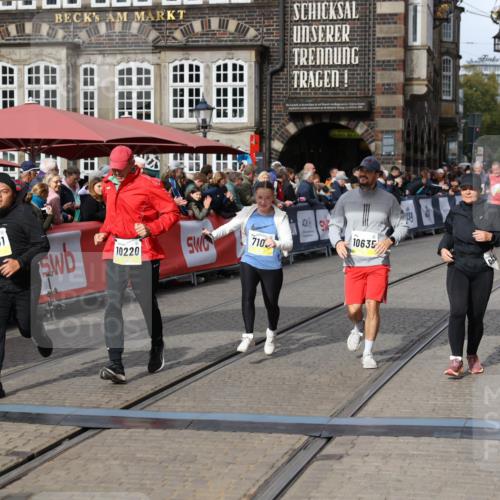 05.10.2025 - 20. swb-Marathon Bremen Yannick Fuchs http://msf.ph/oto/9256933 05.10.2025 11:16:14 Ziel 7109, 9640, 10220, 10635, 10831, 10846, 11331 meine-sportfotos.de