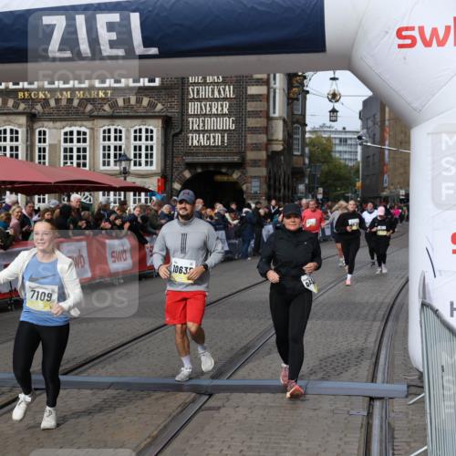 05.10.2025 - 20. swb-Marathon Bremen Yannick Fuchs http://msf.ph/oto/9257012 05.10.2025 11:16:15 Ziel 7109, 9640, 9679, 10220, 10635, 10831, 10846, 11331 meine-sportfotos.de