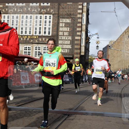 05.10.2025 - 20. swb-Marathon Bremen Yannick Fuchs http://msf.ph/oto/9257214 05.10.2025 10:55:47 Ziel 7165, 9195, 9197, 9492, 9720, 10088, 10107, 10195, 10262, 10475, 10755, 10757, 10909, 11081, 11586, 11588 meine-sportfotos.de