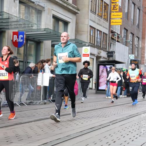 05.10.2025 - 20. swb-Marathon Bremen Strokosch-Dieckow http://msf.ph/oto/9257267 05.10.2025 10:58:18 Ziel 7163, 8585, 9346, 9359, 9370, 9430, 9433, 9472, 9529, 9540, 9622, 9714, 9766, 9820, 9913, 10049, 10055, 10261, 10263, 10285, 10408, 10513, 10527, 10561, 10591, 10679, 10871, 10936, 10988, 11078, 11181, 11290, 11291, 11591, 11651, 11700, 7163, 8585, 9346, 9359, 9370, 9430, 9433, 9472, 9529, 9540, 9622, 9714, 9766, 9820, 9913, 10049, 10055, 10261, 10263, 10285, 10408, 10513, 10527, 10561, 10591, 10679, 11290, 11651 meine-sportfotos.de