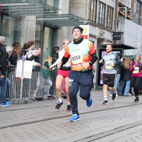 05.10.2025 - 20. swb-Marathon Bremen Strokosch-Dieckow http://msf.ph/oto/9257334 05.10.2025 10:58:20 Ziel 7163, 8585, 9346, 9359, 9370, 9430, 9433, 9472, 9529, 9540, 9622, 9714, 9766, 9820, 9913, 10049, 10055, 10261, 10263, 10285, 10408, 10513, 10527, 10560, 10561, 10591, 10679, 10871, 10936, 10988, 11078, 11290, 11291, 11483, 11651, 11700, 7163, 8585, 9346, 9359, 9370, 9430, 9433, 9472, 9529, 9540, 9622, 9714, 9766, 9820, 9913, 10049, 10055, 10261, 10263, 10285, 10408, 10513, 10527, 10560, 10561, 10591, 10679, 11290, 11483, 11651 meine-sportfotos.de