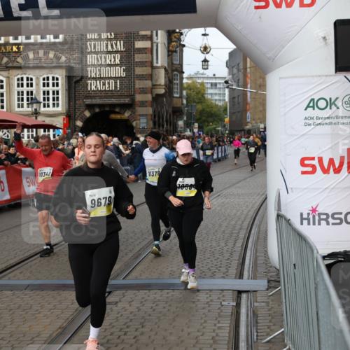 05.10.2025 - 20. swb-Marathon Bremen Yannick Fuchs http://msf.ph/oto/9257335 05.10.2025 11:16:20 Ziel 7109, 9640, 9679, 10220, 10339, 10340, 10564, 10635, 11247, 11331, 11378 meine-sportfotos.de