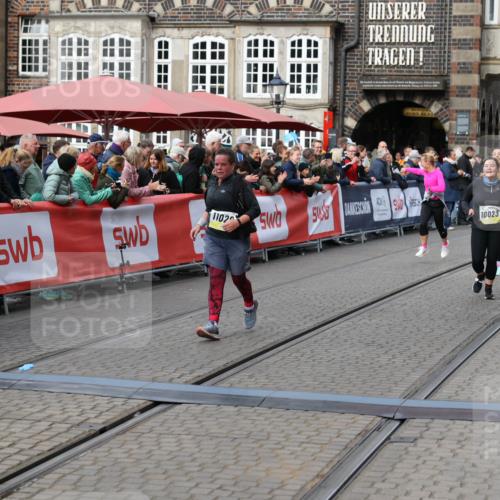 05.10.2025 - 20. swb-Marathon Bremen Yannick Fuchs http://msf.ph/oto/9257663 05.10.2025 11:16:28 Ziel 7110, 10023, 10083, 10339, 10379, 10450, 11029, 11247 meine-sportfotos.de