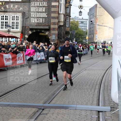 05.10.2025 - 20. swb-Marathon Bremen Yannick Fuchs http://msf.ph/oto/9257740 05.10.2025 11:16:29 Ziel 7110, 10023, 10083, 10379, 10450, 11029, 11247 meine-sportfotos.de