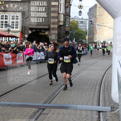 05.10.2025 - 20. swb-Marathon Bremen Yannick Fuchs http://msf.ph/oto/9257750 05.10.2025 11:16:29 Ziel 7110, 10023, 10083, 10379, 10450, 11029, 11247 meine-sportfotos.de