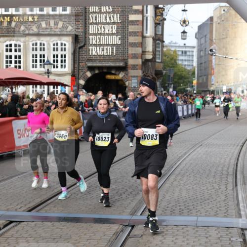 05.10.2025 - 20. swb-Marathon Bremen Yannick Fuchs http://msf.ph/oto/9257779 05.10.2025 11:16:31 Ziel 7110, 10023, 10083, 10379, 10450, 11029, 11358 meine-sportfotos.de