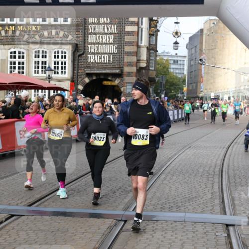05.10.2025 - 20. swb-Marathon Bremen Yannick Fuchs http://msf.ph/oto/9257803 05.10.2025 11:16:31 Ziel 7110, 10023, 10083, 10379, 10450, 11029, 11358 meine-sportfotos.de