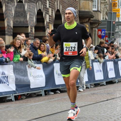 05.10.2025 - 20. swb-Marathon Bremen Strokosch-Dieckow http://msf.ph/oto/9258010 05.10.2025 12:55:22 Ziel 474, 1443, 1912, 2132, 6444 meine-sportfotos.de