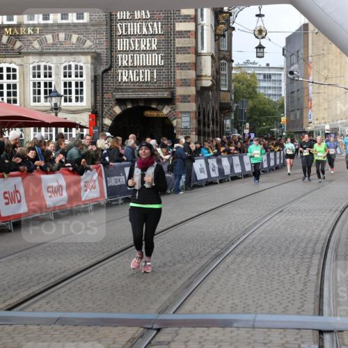 05.10.2025 - 20. swb-Marathon Bremen Yannick Fuchs http://msf.ph/oto/9258019 05.10.2025 11:16:34 Ziel 10023, 10083, 10379, 10450, 11029, 11358, 11404 meine-sportfotos.de
