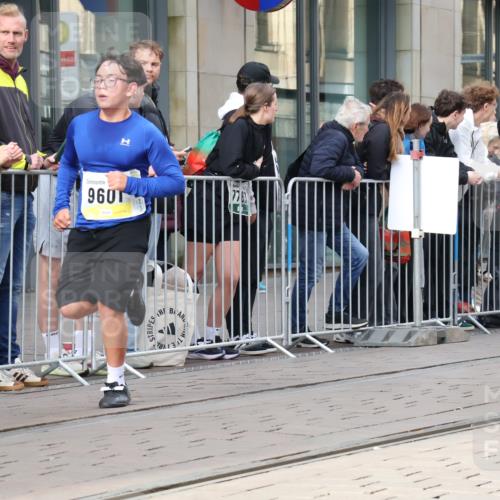 05.10.2025 - 20. swb-Marathon Bremen Strokosch-Dieckow http://msf.ph/oto/9258172 05.10.2025 10:58:49 Ziel 9183, 9219, 9454, 9508, 9601, 9692, 9847, 9977, 10039, 10143, 10200, 10274, 10353, 10357, 10407, 10588, 10594, 10607, 11006, 11007, 11207, 11400, 9183, 9219, 9454, 9508, 9601, 9692, 9847, 9977, 10039, 10143, 10200, 10274, 10353, 10357, 10407, 10588, 10594, 10607, 11006, 11007, 11207, 11400 meine-sportfotos.de
