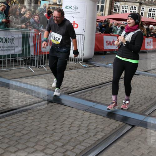 05.10.2025 - 20. swb-Marathon Bremen Yannick Fuchs http://msf.ph/oto/9258226 05.10.2025 11:16:37 Ziel 10023, 10083, 10379, 10450, 11358, 11404 meine-sportfotos.de