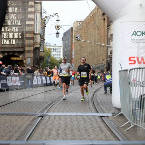 05.10.2025 - 20. swb-Marathon Bremen Yannick Fuchs http://msf.ph/oto/9258448 05.10.2025 10:47:39 Ziel 9244, 9339, 9924, 10319, 10667, 10951, 11498, 11742 meine-sportfotos.de
