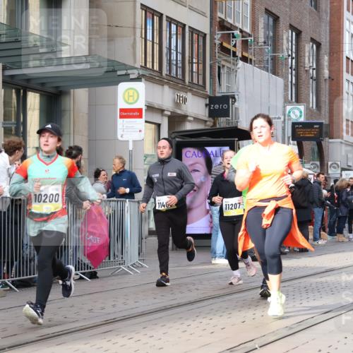 05.10.2025 - 20. swb-Marathon Bremen Strokosch-Dieckow http://msf.ph/oto/9258451 05.10.2025 10:58:59 Ziel 9183, 9219, 9454, 9508, 9635, 9692, 9737, 10039, 10143, 10200, 10274, 10353, 10391, 10407, 10809, 11006, 11007, 11207, 11400, 11657, 11728, 9183, 9219, 9454, 9508, 9635, 9692, 9737, 10039, 10143, 10200, 10274, 10353, 10391, 10407, 10809, 11006, 11007, 11207, 11400, 11657, 11728 meine-sportfotos.de