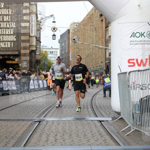 05.10.2025 - 20. swb-Marathon Bremen Yannick Fuchs http://msf.ph/oto/9258484 05.10.2025 10:47:40 Ziel 9244, 9339, 9924, 10319, 10850, 10875, 10951, 11742 meine-sportfotos.de