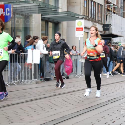 05.10.2025 - 20. swb-Marathon Bremen Strokosch-Dieckow http://msf.ph/oto/9258713 05.10.2025 10:59:15 Ziel 9473, 9609, 9635, 9737, 9991, 10209, 10391, 10420, 10760, 10809, 11251, 11267, 11456, 11582, 11657, 11720, 11728, 9473, 9609, 9635, 9737, 9991, 10209, 10391, 10420, 10760, 10809, 11251, 11267, 11456, 11582, 11657, 11720, 11728 meine-sportfotos.de
