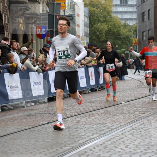 05.10.2025 - 20. swb-Marathon Bremen Strokosch-Dieckow http://msf.ph/oto/9259591 05.10.2025 12:56:15 Ziel 1379, 1833, 2135, 3707 meine-sportfotos.de