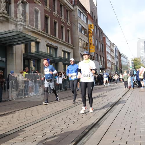 05.10.2025 - 20. swb-Marathon Bremen Strokosch-Dieckow http://msf.ph/oto/9259703 05.10.2025 10:59:59 Ziel 7177, 7215, 7621, 9173, 9177, 9495, 9531, 9603, 9672, 10063, 10067, 10071, 10217, 10345, 10406, 10489, 10492, 10504, 10794, 10889, 10919, 10930, 10985, 11003, 11050, 11063, 11125, 11263, 11424, 11534, 11595, 11600, 11619, 11699, 11713, 7177, 7215, 7621, 9173, 9177, 9495, 9531, 9603, 9672, 10063, 10067, 10071, 10217, 10345, 10406, 10489, 10492, 10504, 10794, 10889, 10919, 10930, 10985, 11003, 11050, 11063, 11125, 11263, 11424, 11600 meine-sportfotos.de