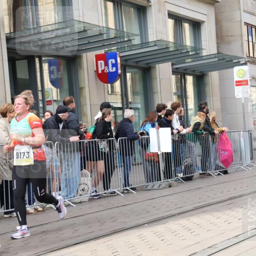 05.10.2025 - 20. swb-Marathon Bremen Strokosch-Dieckow http://msf.ph/oto/9259821 05.10.2025 11:00:06 Ziel 7177, 7178, 7215, 9173, 9177, 9271, 9495, 9531, 9672, 10063, 10067, 10071, 10079, 10217, 10406, 10492, 10504, 10794, 10919, 10930, 10985, 11003, 11050, 11063, 11071, 11162, 11255, 11263, 11424, 11511, 11534, 11595, 11610, 11619, 11699, 7177, 7178, 7215, 9173, 9177, 9271, 9495, 9531, 9672, 10063, 10067, 10071, 10079, 10217, 10406, 10492, 10504, 10794, 10919, 10930, 10985, 11003, 11050, 11063, 11071, 11162, 11255, 11263, 11424, 11511 meine-sportfotos.de
