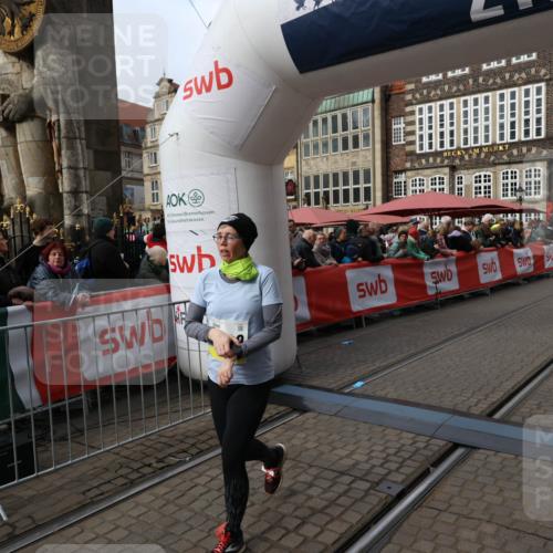 05.10.2025 - 20. swb-Marathon Bremen Yannick Fuchs http://msf.ph/oto/9259893 05.10.2025 11:18:05 Ziel 10949 meine-sportfotos.de