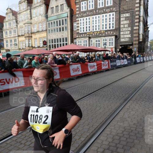 05.10.2025 - 20. swb-Marathon Bremen Yannick Fuchs http://msf.ph/oto/9260101 05.10.2025 11:18:12 Ziel 10808, 11082 meine-sportfotos.de