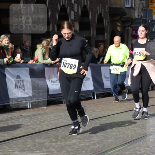 05.10.2025 - 20. swb-Marathon Bremen Strokosch-Dieckow http://msf.ph/oto/9260194 05.10.2025 11:05:47 Ziel 7777, 9423, 9907, 10197, 10529, 10619, 10769, 11455 meine-sportfotos.de