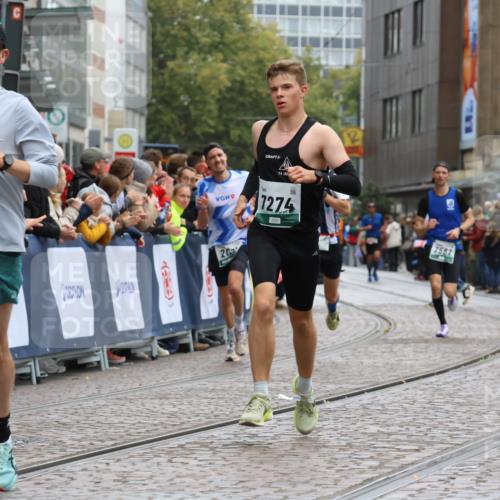 05.10.2025 - 20. swb-Marathon Bremen Strokosch-Dieckow http://msf.ph/oto/9260249 05.10.2025 12:56:38 Ziel 1005, 2670, 2801, 4984, 7274, 7587 meine-sportfotos.de