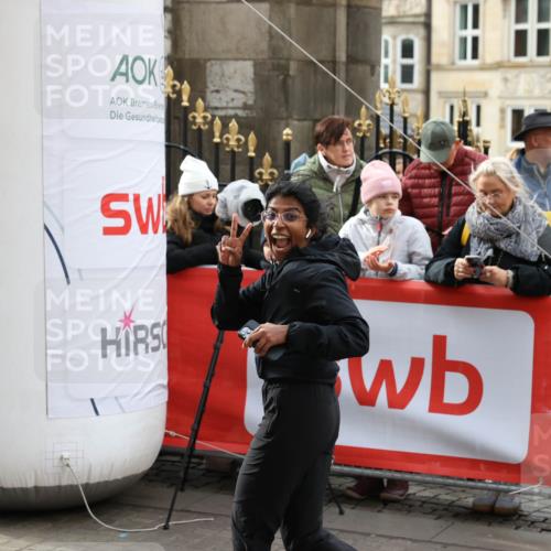 05.10.2025 - 20. swb-Marathon Bremen Yannick Fuchs http://msf.ph/oto/9260259 05.10.2025 11:19:53 Ziel 10677 meine-sportfotos.de