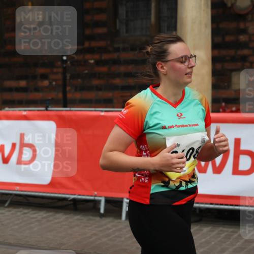 05.10.2025 - 20. swb-Marathon Bremen Yannick Fuchs http://msf.ph/oto/9260439 05.10.2025 11:20:14 Ziel 9408 meine-sportfotos.de
