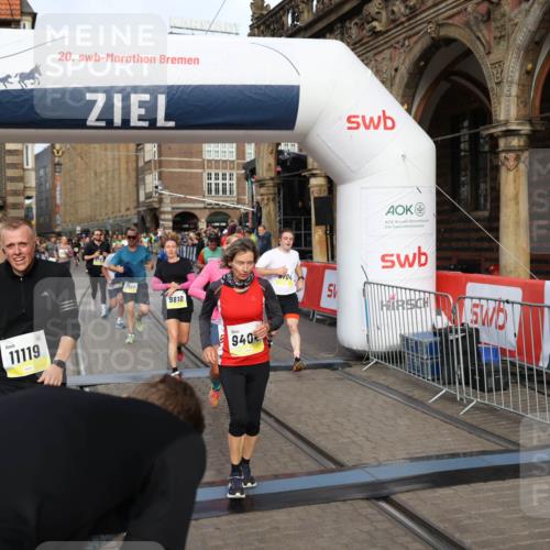 05.10.2025 - 20. swb-Marathon Bremen Yannick Fuchs http://msf.ph/oto/9260461 05.10.2025 10:48:30 Ziel 8787, 9223, 9293, 9404, 9641, 9665, 9704, 9810, 9958, 10109, 10211, 10931, 11119, 11292, 11561, 11637 meine-sportfotos.de