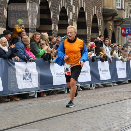 05.10.2025 - 20. swb-Marathon Bremen Strokosch-Dieckow http://msf.ph/oto/9260645 05.10.2025 12:56:58 Ziel 193, 436, 1901 meine-sportfotos.de