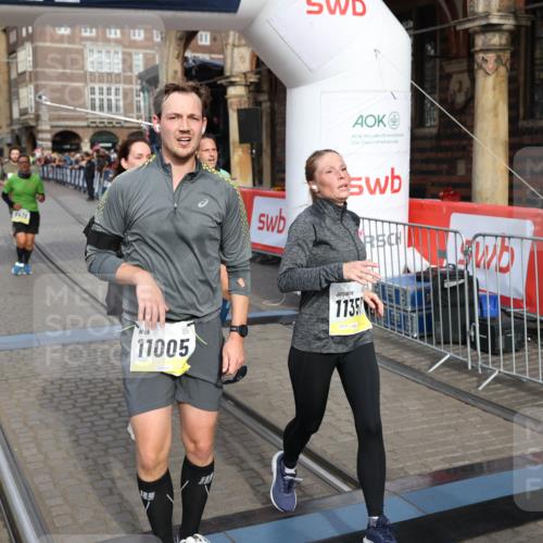 05.10.2025 - 20. swb-Marathon Bremen Yannick Fuchs http://msf.ph/oto/9260648 05.10.2025 10:48:38 Ziel 8787, 9298, 9385, 9437, 9478, 9665, 9958, 10109, 10131, 10177, 10211, 10685, 11005, 11357, 11505 meine-sportfotos.de
