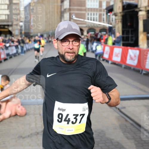 05.10.2025 - 20. swb-Marathon Bremen Yannick Fuchs http://msf.ph/oto/9260713 05.10.2025 10:48:39 Ziel 8787, 9298, 9385, 9437, 9478, 10131, 10177, 10685, 11005, 11357, 11505 meine-sportfotos.de