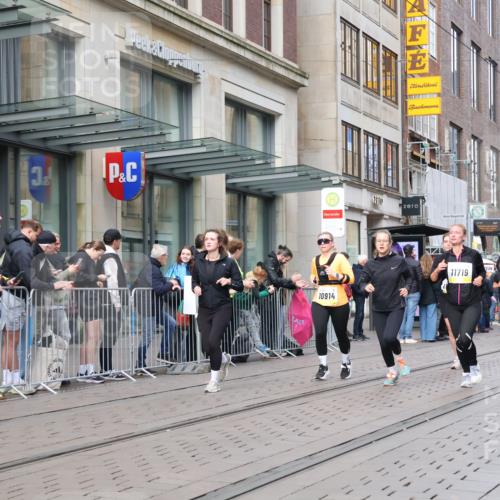 05.10.2025 - 20. swb-Marathon Bremen Strokosch-Dieckow http://msf.ph/oto/9260732 05.10.2025 11:00:51 Ziel 9182, 9208, 9305, 9443, 9600, 9613, 9880, 9925, 9954, 10228, 10359, 10477, 10544, 10630, 10762, 10914, 11053, 11337, 11338, 11524, 11597, 11680, 11688, 11719, 9182, 9208, 9305, 9443, 9600, 9613, 9880, 9925, 9954, 10228, 10359, 10477, 10544, 10630, 10762, 10914, 11053, 11337, 11338, 11524, 11597, 11680, 11688, 11719 meine-sportfotos.de