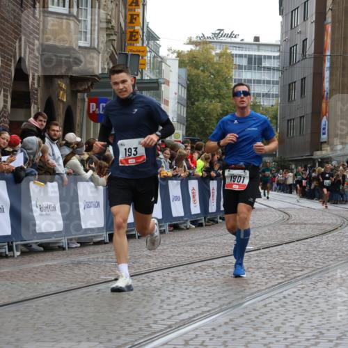 05.10.2025 - 20. swb-Marathon Bremen Strokosch-Dieckow http://msf.ph/oto/9260744 05.10.2025 12:57:01 Ziel 193, 436, 1901, 2497 meine-sportfotos.de