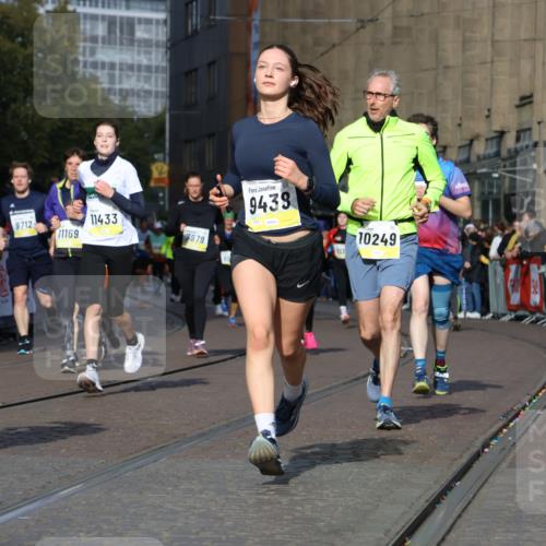 05.10.2025 - 20. swb-Marathon Bremen Strokosch-Dieckow http://msf.ph/oto/9260891 05.10.2025 11:06:10 Ziel 7979, 9228, 9387, 9438, 9523, 9712, 9786, 10100, 10152, 10192, 10243, 10249, 10374, 10404, 10462, 10623, 10848, 11065, 11092, 11169, 11231, 11296, 11433 meine-sportfotos.de