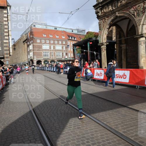 05.10.2025 - 20. swb-Marathon Bremen Yannick Fuchs http://msf.ph/oto/9260930 05.10.2025 11:20:46 Ziel 10720 meine-sportfotos.de