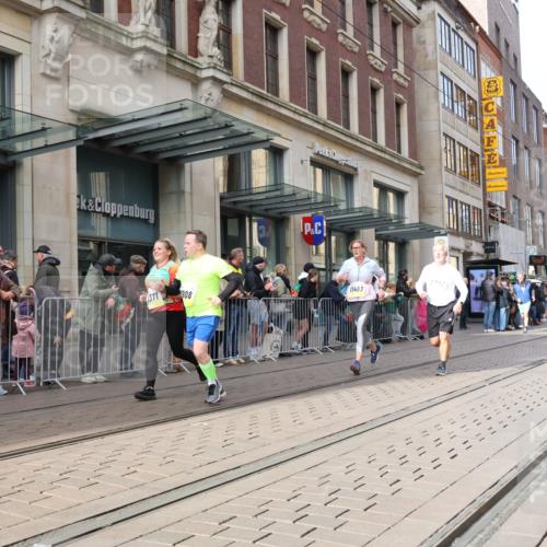 05.10.2025 - 20. swb-Marathon Bremen Strokosch-Dieckow http://msf.ph/oto/9261169 05.10.2025 11:01:12 Ziel 7908, 9269, 9278, 9286, 9294, 9322, 9371, 9432, 9782, 9925, 10026, 10030, 10056, 10157, 10324, 10336, 10370, 10562, 10903, 10904, 11194, 11223, 11463, 11493, 11633, 11688, 11732, 11733, 7908, 9269, 9278, 9286, 9294, 9322, 9371, 9432, 9782, 9925, 10026, 10030, 10056, 10157, 10324, 10336, 10370, 10562, 10903, 10904, 11194, 11223, 11463, 11493, 11633, 11688, 11732, 11733 meine-sportfotos.de