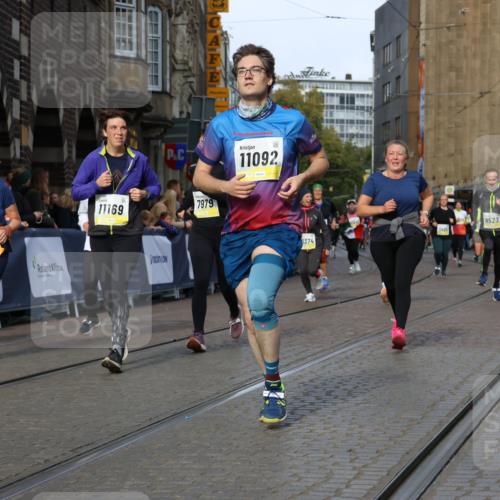 05.10.2025 - 20. swb-Marathon Bremen Strokosch-Dieckow http://msf.ph/oto/9261198 05.10.2025 11:06:15 Ziel 7979, 9205, 9228, 9387, 9523, 9712, 10152, 10243, 10249, 10374, 10404, 10848, 11065, 11092, 11169, 11233, 11296, 11433 meine-sportfotos.de