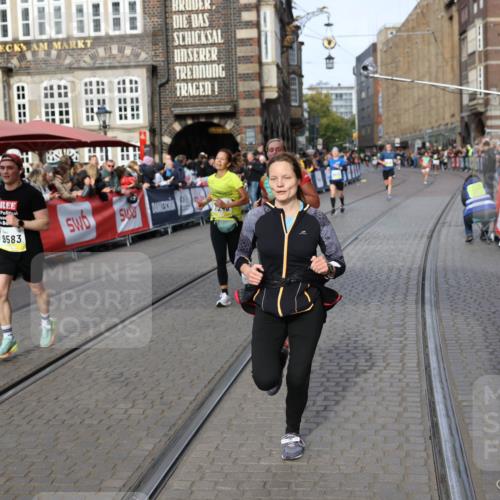 05.10.2025 - 20. swb-Marathon Bremen Yannick Fuchs http://msf.ph/oto/9261310 05.10.2025 10:49:01 Ziel 7414, 9255, 9583, 9674, 10047, 10877, 11248 meine-sportfotos.de