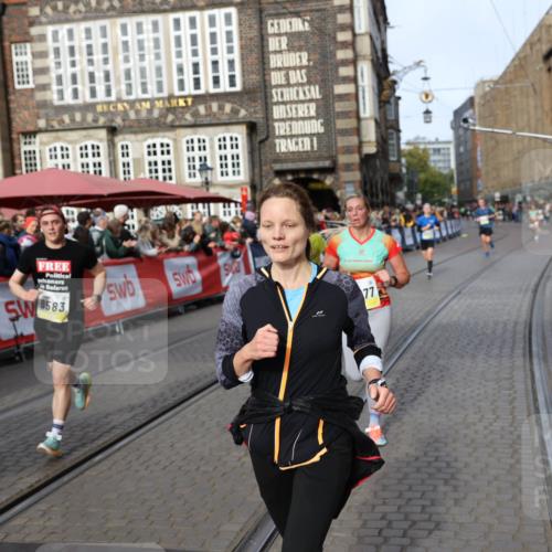 05.10.2025 - 20. swb-Marathon Bremen Yannick Fuchs http://msf.ph/oto/9261344 05.10.2025 10:49:02 Ziel 7414, 9255, 9583, 9674, 10047, 10877, 10973, 11248 meine-sportfotos.de