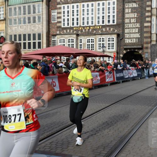 05.10.2025 - 20. swb-Marathon Bremen Yannick Fuchs http://msf.ph/oto/9261433 05.10.2025 10:49:03 Ziel 7414, 9255, 9583, 9674, 10047, 10877, 10973, 11248 meine-sportfotos.de