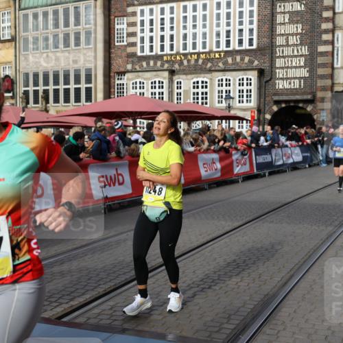 05.10.2025 - 20. swb-Marathon Bremen Yannick Fuchs http://msf.ph/oto/9261454 05.10.2025 10:49:03 Ziel 7414, 9255, 9583, 9674, 10047, 10877, 10973, 11248 meine-sportfotos.de