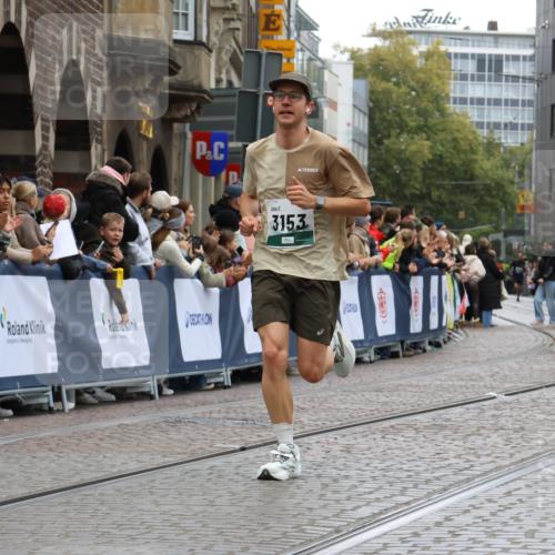 05.10.2025 - 20. swb-Marathon Bremen Strokosch-Dieckow http://msf.ph/oto/9261550 05.10.2025 12:57:38 Ziel 3153, 4635 meine-sportfotos.de