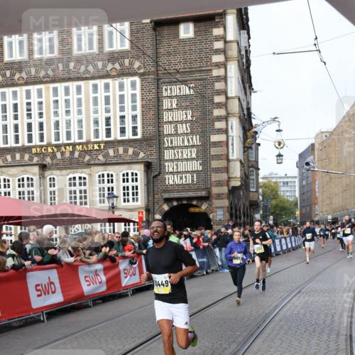 05.10.2025 - 20. swb-Marathon Bremen Yannick Fuchs http://msf.ph/oto/9261773 05.10.2025 10:49:13 Ziel 7202, 9014, 9216, 9317, 9556, 10449, 10733, 11695 meine-sportfotos.de