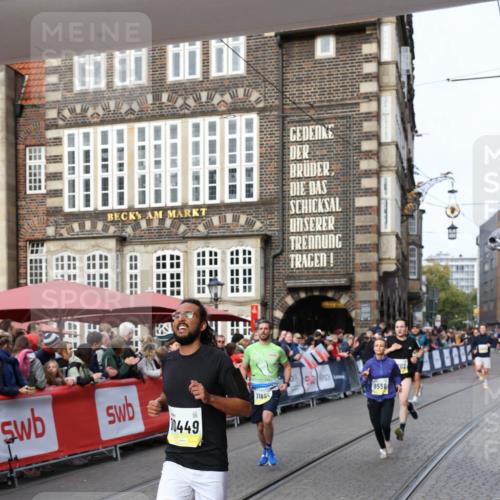 05.10.2025 - 20. swb-Marathon Bremen Yannick Fuchs http://msf.ph/oto/9261812 05.10.2025 10:49:13 Ziel 7202, 9014, 9216, 9317, 9556, 10449, 10733, 11695 meine-sportfotos.de