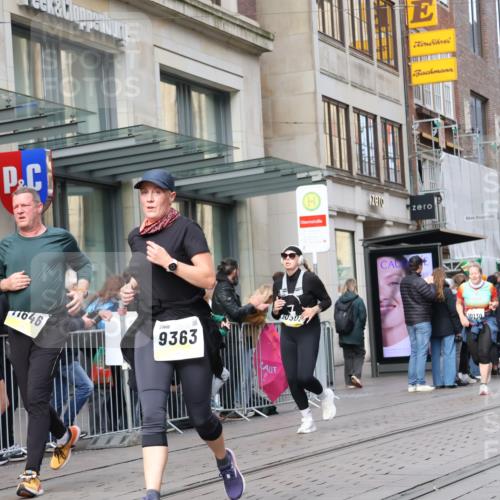 05.10.2025 - 20. swb-Marathon Bremen Strokosch-Dieckow http://msf.ph/oto/9261819 05.10.2025 11:01:51 Ziel 9324, 9363, 9426, 9536, 9686, 9748, 10093, 10130, 10194, 10301, 10508, 10821, 10829, 10855, 10879, 10887, 10944, 10982, 10983, 11014, 11340, 11386, 11454, 11459, 11646, 9324, 9363, 9426, 9536, 9686, 9748, 10093, 10130, 10194, 10301, 10508, 10821, 10829, 10855, 10879, 10887, 10944, 10982, 10983, 11014, 11340, 11386, 11454, 11459, 11646 meine-sportfotos.de