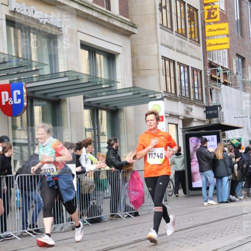 05.10.2025 - 20. swb-Marathon Bremen Strokosch-Dieckow http://msf.ph/oto/9261831 05.10.2025 11:01:55 Ziel 9324, 9363, 9426, 9686, 9748, 10093, 10130, 10194, 10301, 10508, 10821, 10829, 10855, 10879, 10887, 10982, 10983, 11014, 11340, 11386, 11454, 11459, 11646, 9324, 9363, 9426, 9686, 9748, 10093, 10130, 10194, 10301, 10508, 10821, 10829, 10855, 10879, 10887, 10982, 10983, 11014, 11340, 11386, 11454, 11459, 11646 meine-sportfotos.de