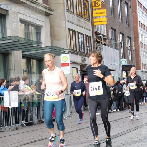 05.10.2025 - 20. swb-Marathon Bremen Strokosch-Dieckow http://msf.ph/oto/9261864 05.10.2025 11:02:00 Ziel 9363, 9468, 9647, 9707, 9748, 9802, 9839, 10093, 10130, 10194, 10508, 10615, 10821, 10829, 10982, 10983, 11014, 11110, 11340, 11386, 11454, 11537, 11538, 11646, 11711, 9363, 9468, 9647, 9707, 9748, 9802, 9839, 10093, 10130, 10194, 10508, 10615, 10821, 10829, 10982, 10983, 11014, 11110, 11340, 11386, 11454, 11537, 11646 meine-sportfotos.de