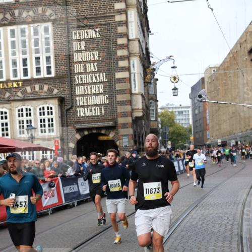 05.10.2025 - 20. swb-Marathon Bremen Yannick Fuchs http://msf.ph/oto/9261965 05.10.2025 10:49:17 Ziel 7202, 9014, 9317, 9457, 9556, 10016, 10221, 10449, 11673, 11695 meine-sportfotos.de