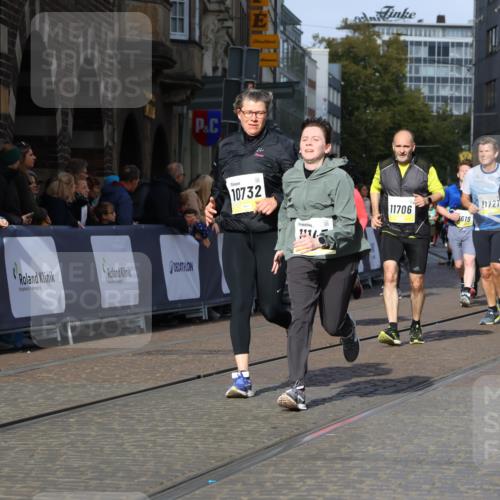 05.10.2025 - 20. swb-Marathon Bremen Strokosch-Dieckow http://msf.ph/oto/9261998 05.10.2025 11:06:31 Ziel 9178, 9357, 9619, 9764, 9998, 10699, 10732, 10912, 11027, 11143, 11270, 11324, 11365, 11706 meine-sportfotos.de